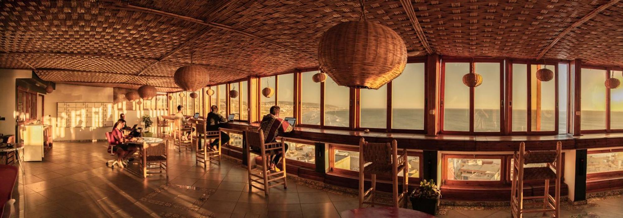 Bed and Breakfast Adventurekeys Surf Yoga Cowork Taghazout Exterior foto